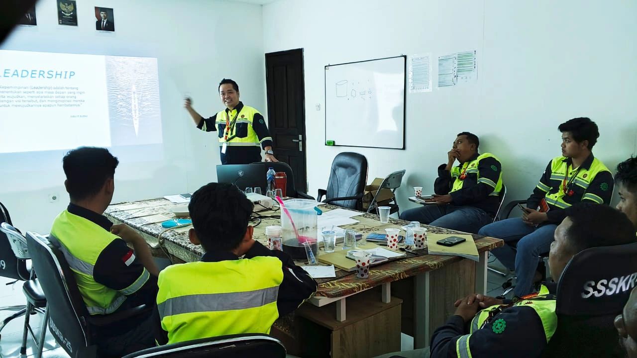 Empowering Leaders Program